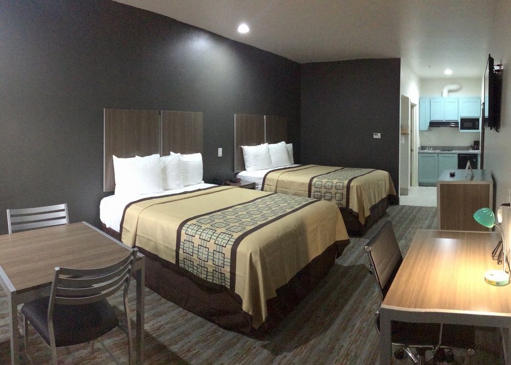 Scottish Inn & Suites - Conroe Esterno foto